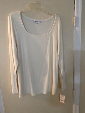 Motherhood Maternity Ivory Long Sleeve Scoop Neck Top XXL Comfy